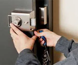 Miami Master Locksmith Miami, FL 305-894-9383 - commercial-locksmith-service